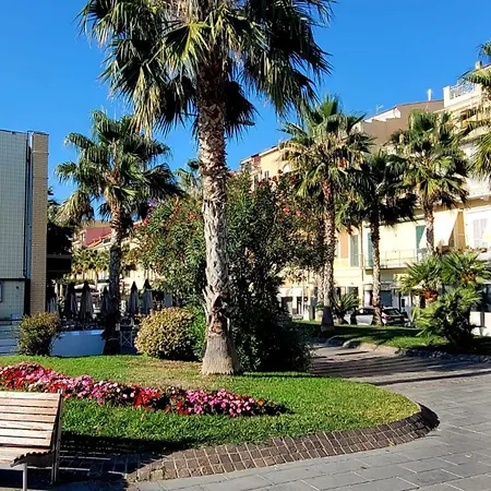 Lägenhet Centro Storico Con Ascensore Posto Auto Wifi *